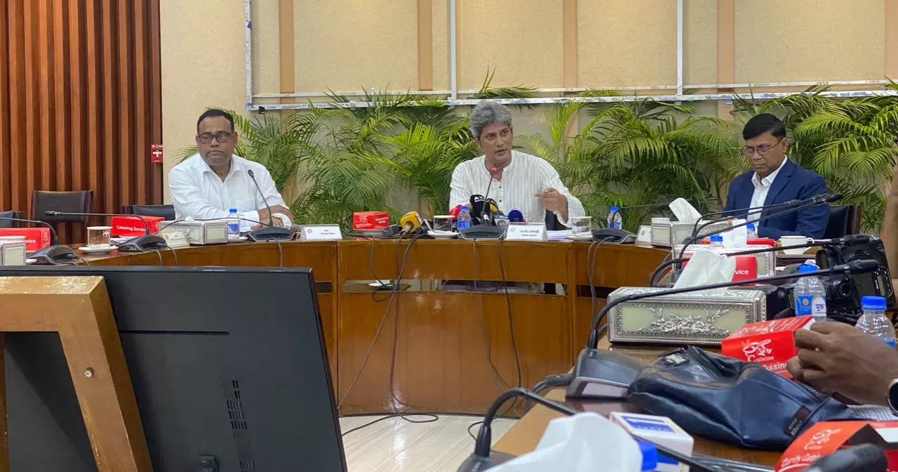Govt plans to expand metro rail network beyond Dhaka: Saki