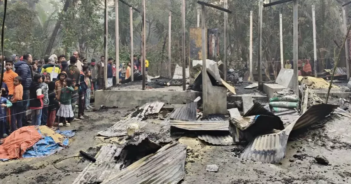Locked in and burned; 7-year-old dies in Lakshmipur arson attack