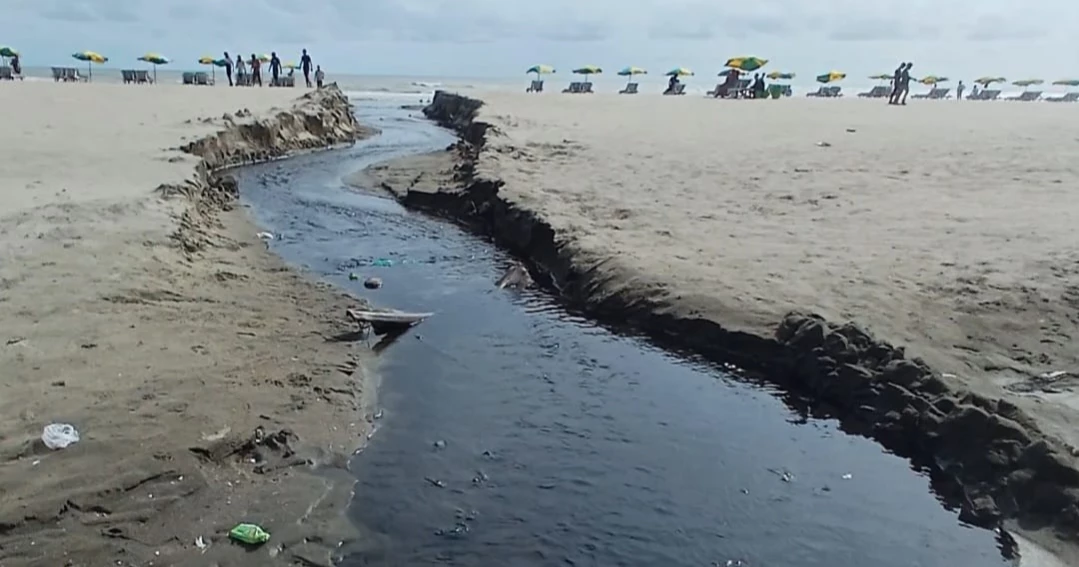 From paradise to pollution: Cox’s Bazar tourists shocked by sewage in sea