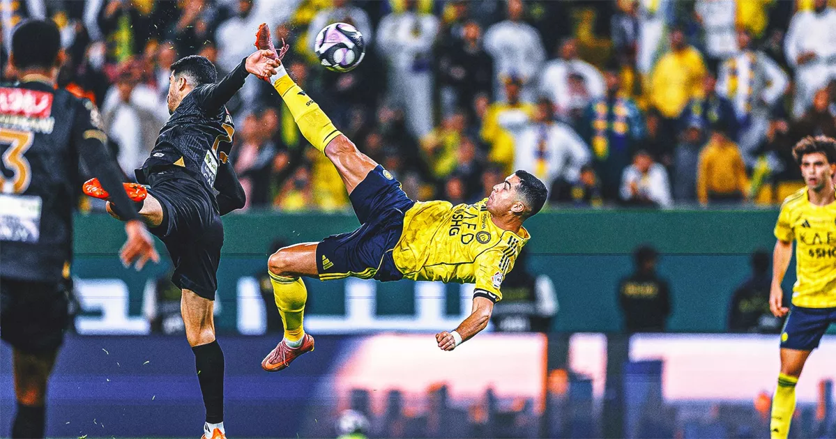 Flying at 40: Ronaldo scores stunning bicycle kick for Al Nassr