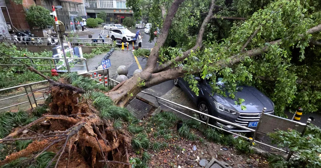 Hundreds more flights canceled as Tropical Storm Dolphin triggers flooding in eastern China