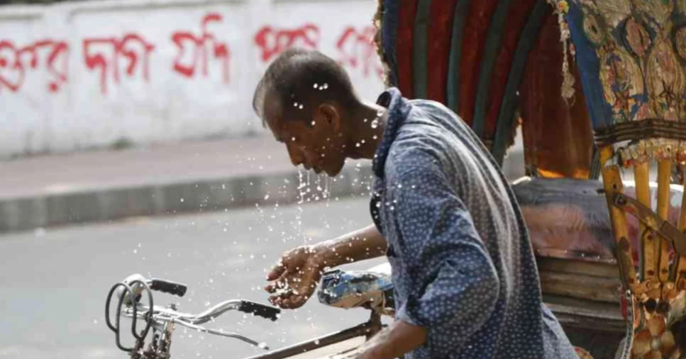 Mild heat wave grips Dhaka, 10 other districts: BMD