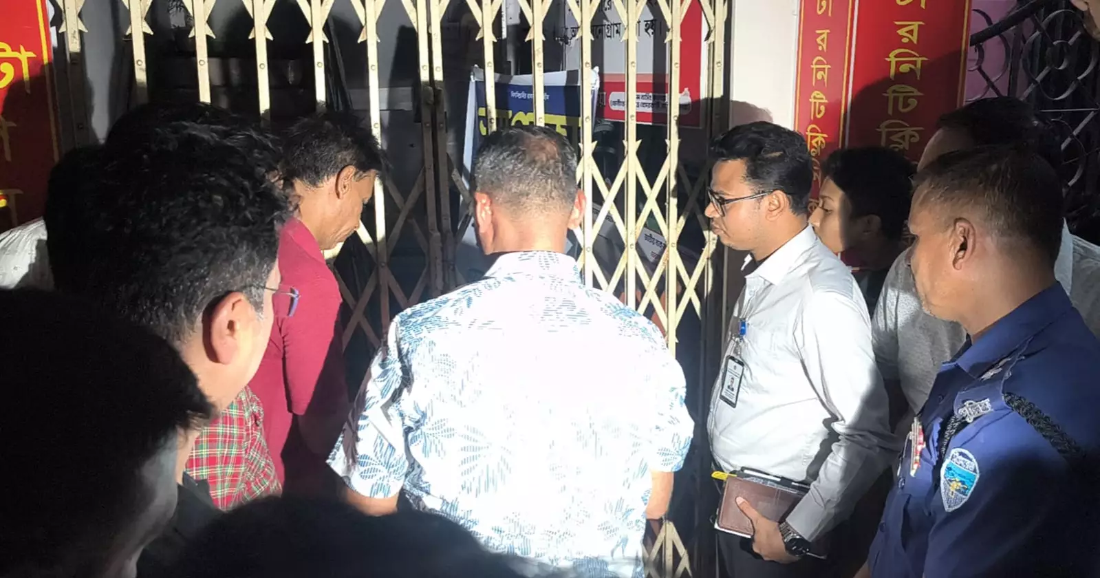 Clinic sealed off in Feni after woman’s death following C-section