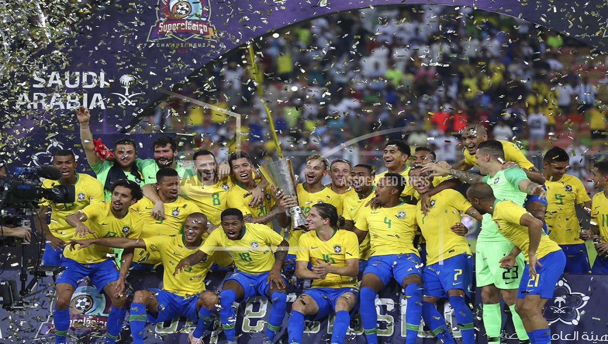 Miranda scores to give Brazil 1-0 win over Argentina