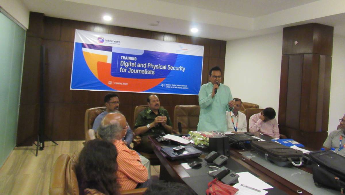 Workshop on digital, physical security for journalists held in Jashore