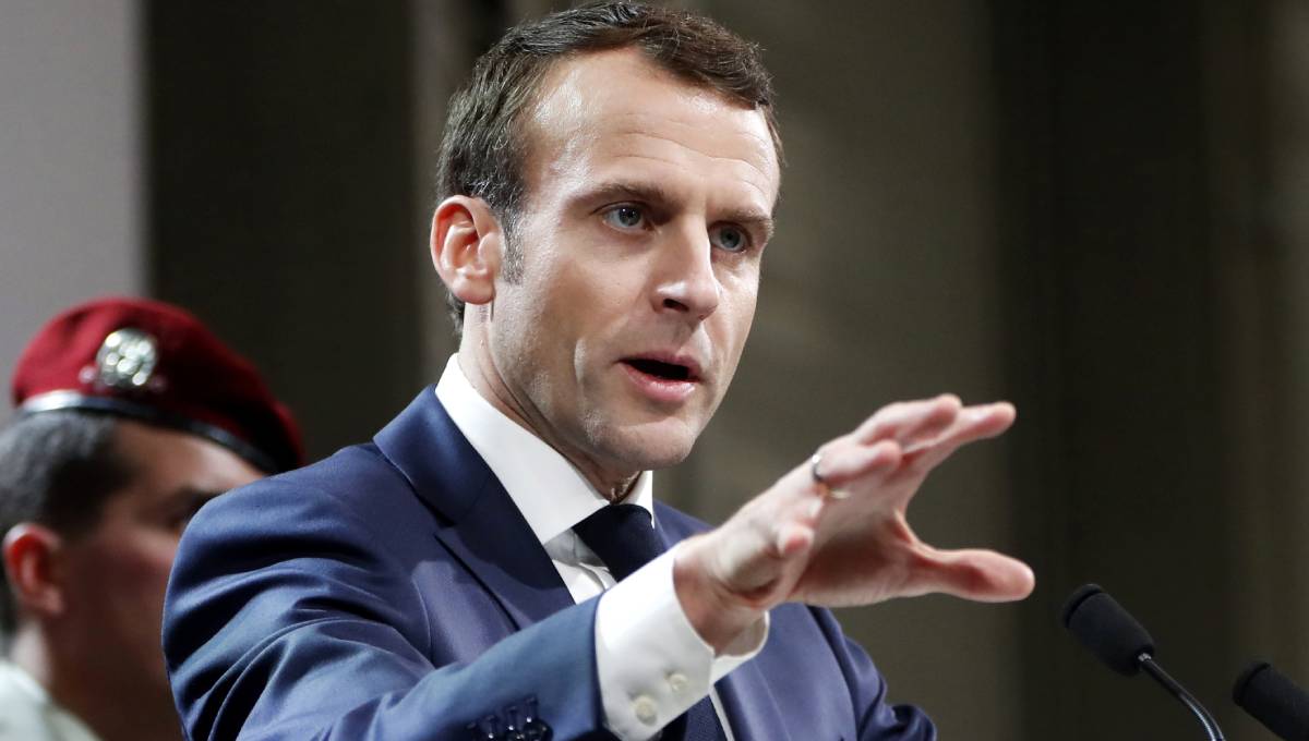 French president in Egypt to boost ties, raise human rights