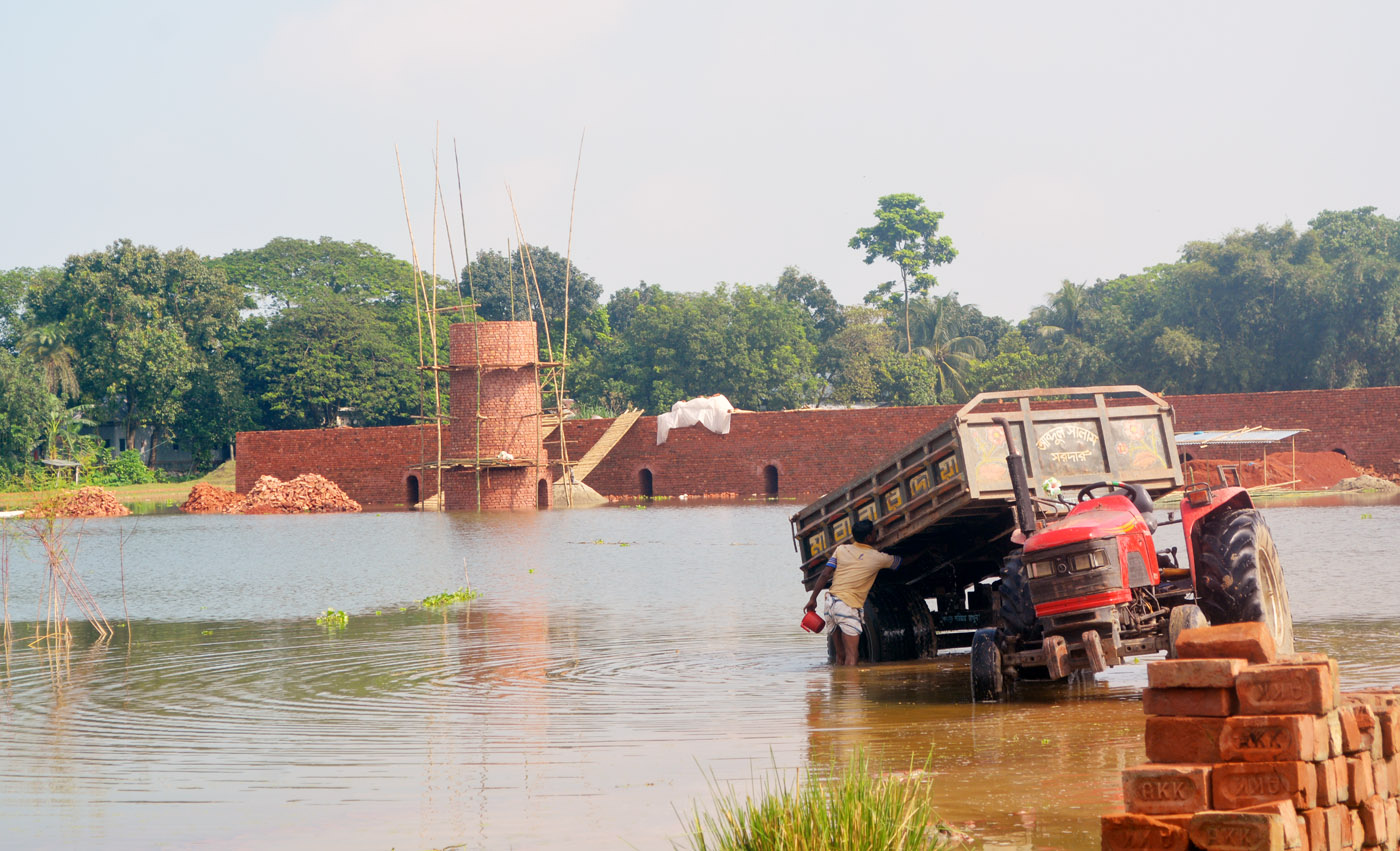 Brick kilns spring up on arable lands
