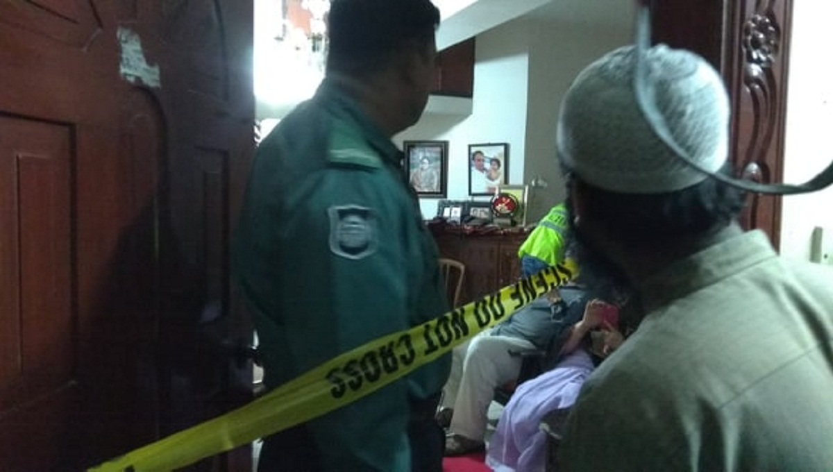 Ex-Eden College principal found dead in city house