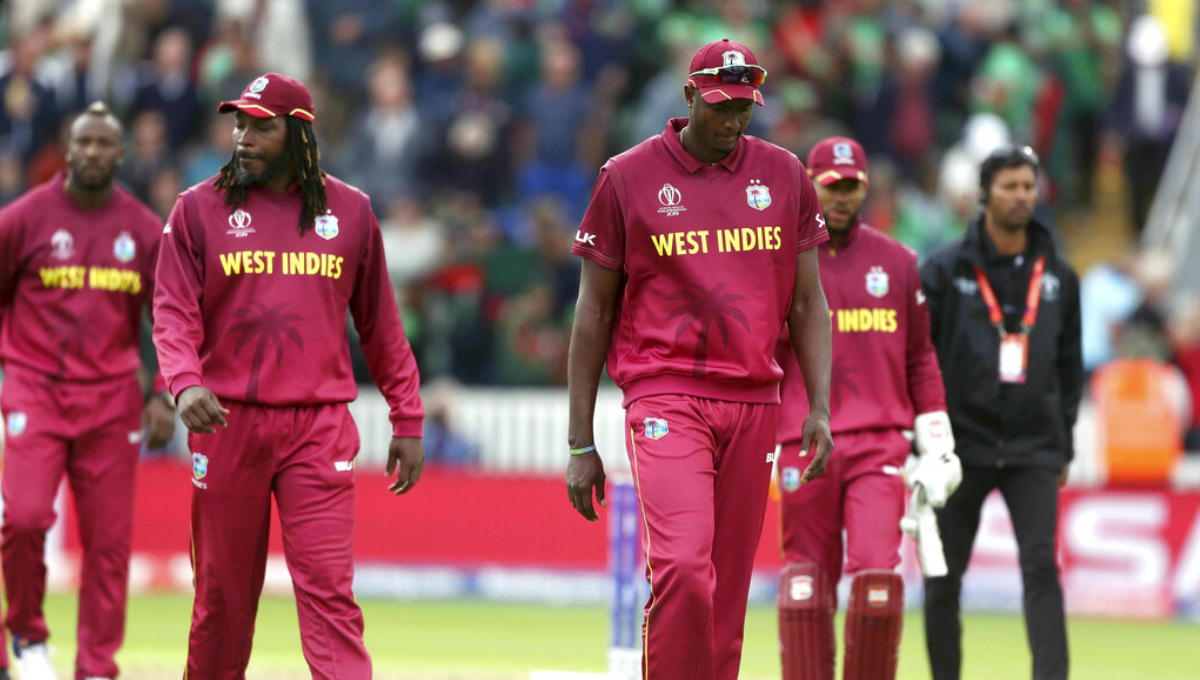 Lloyd tells West Indies to study New Zealand at World Cup