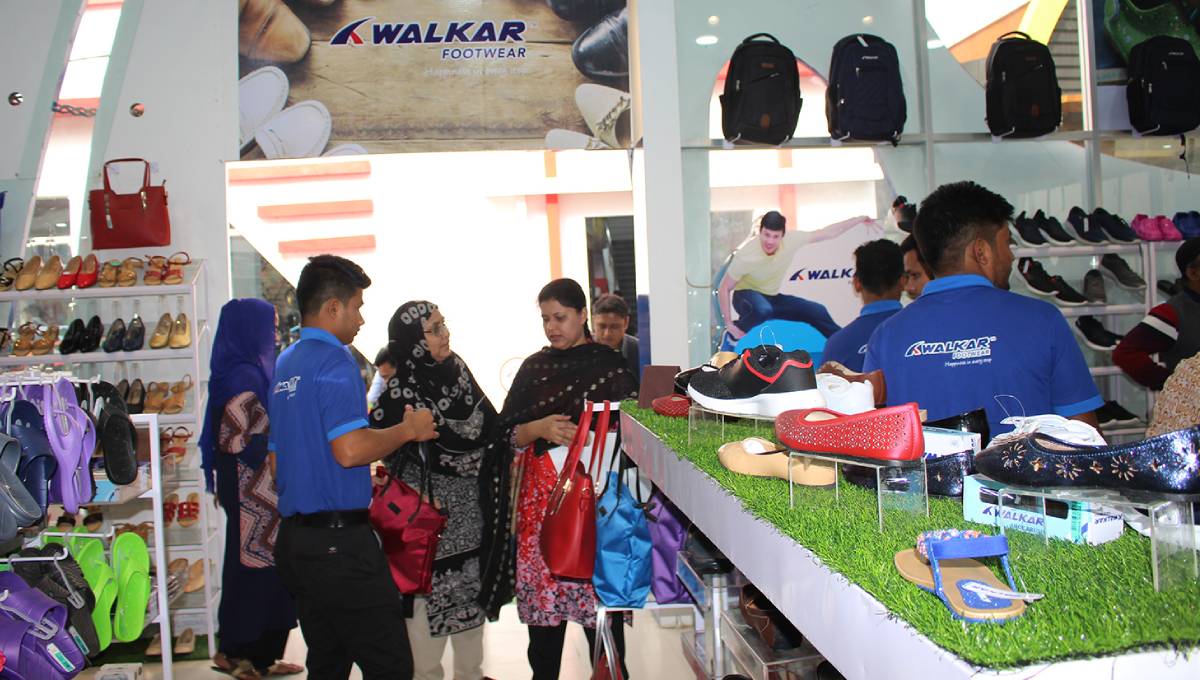 Walkar footwear offers 10 pc discounts over Eid