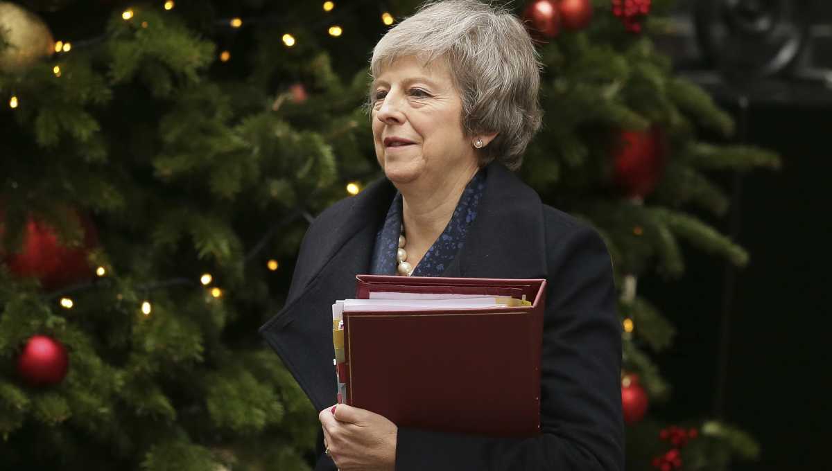 UK's Theresa May survives confidence vote