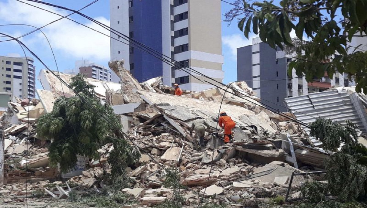 7-story building collapses in Brazil; 1 dead, others trapped