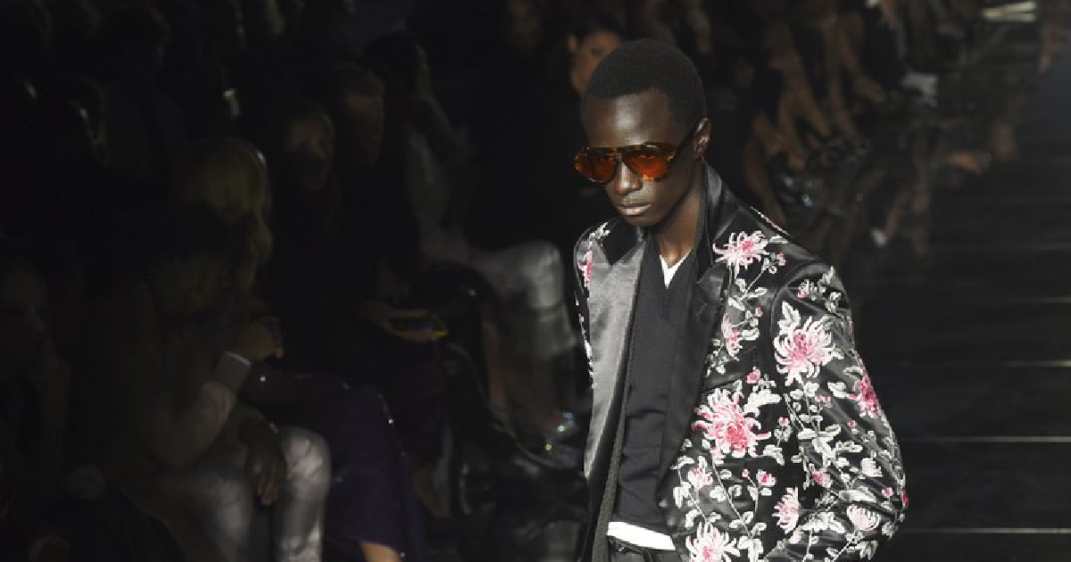 Before Oscars, stars pack Tom Ford's fashion week show in LA