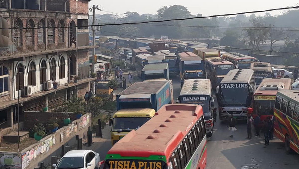 75-km tailback on Dhaka-Tangail highway