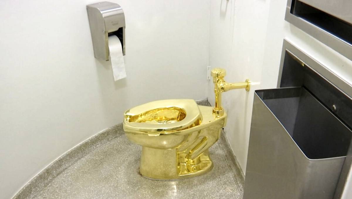 Solid gold toilet stolen from Winston Churchill's birthplace