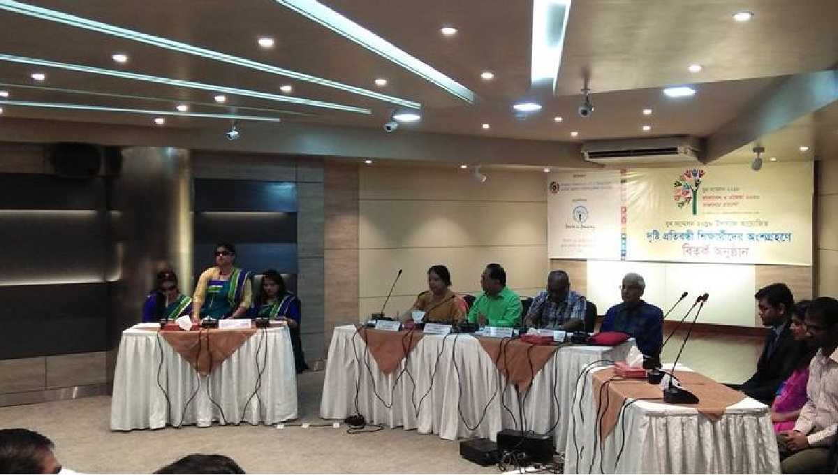 Debate competition held between physically challenged students of DU, Eden College 