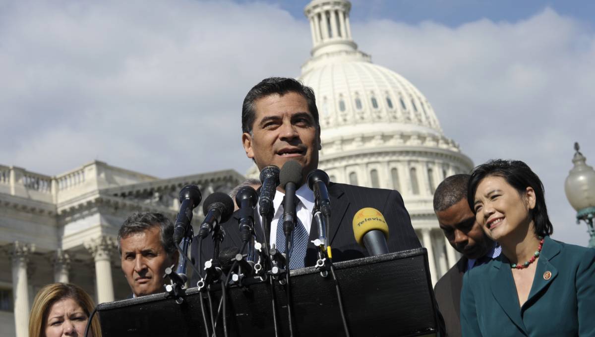 California attorney general leads Trump resistance into 2019