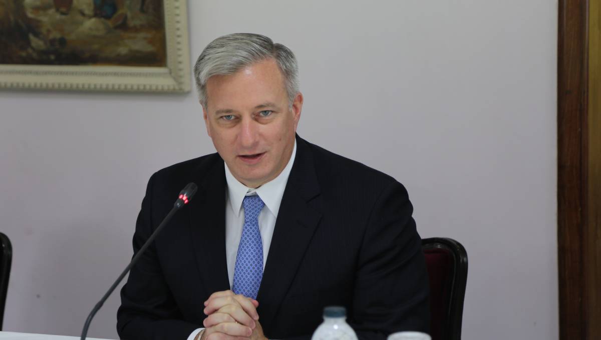 Bangladesh, US discuss concerns over migrants’ debt coercion