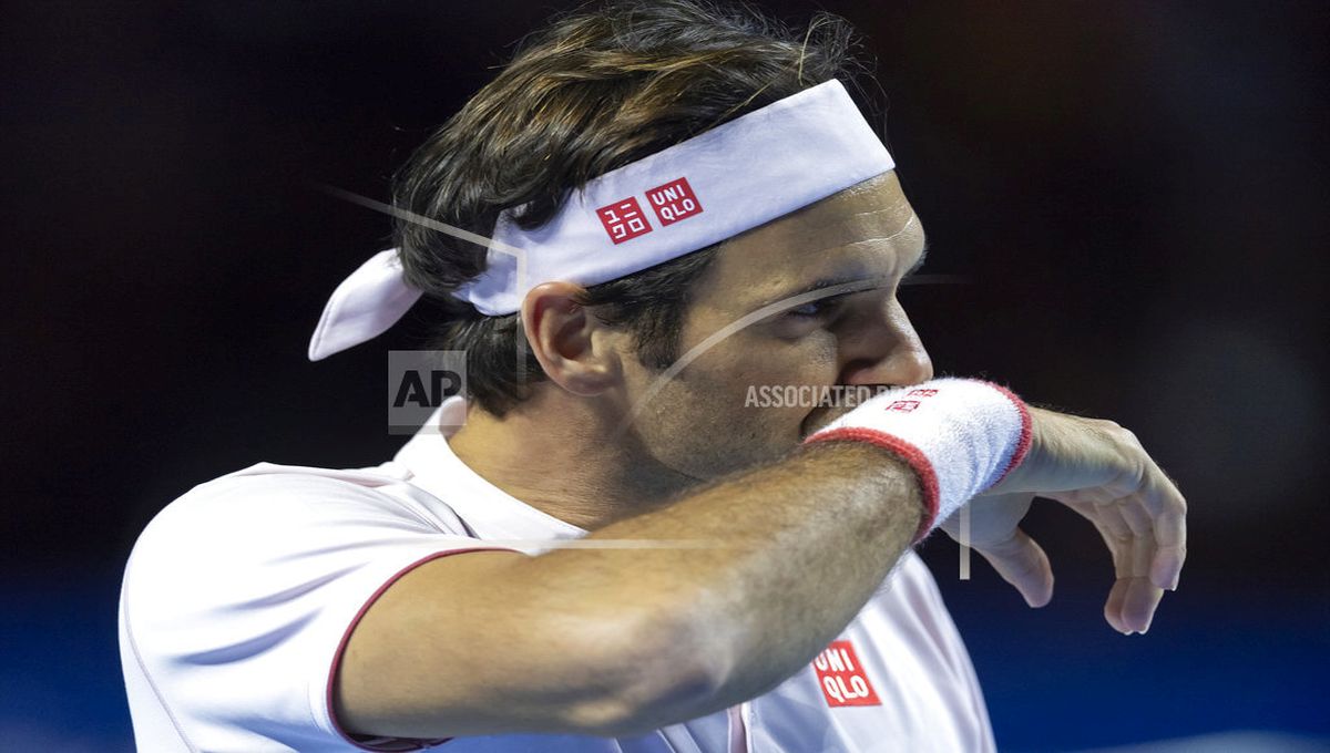 Federer tested, beats Krajinovic in Swiss Indoors 1st round