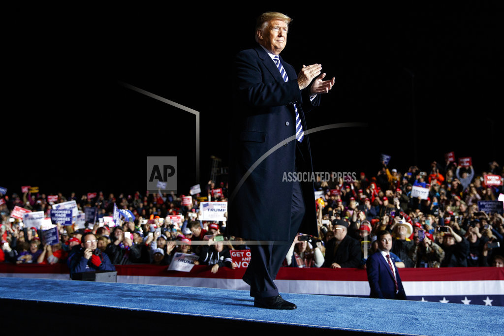 Trump implores Missouri voters to dump McCaskill for Hawley