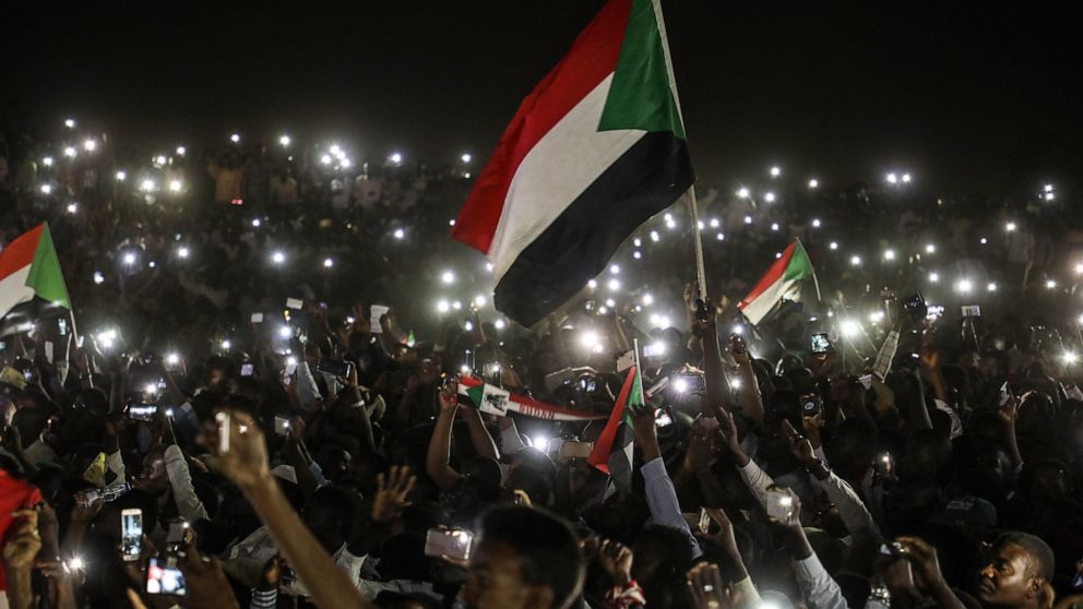 Sudan tensions escalate after talks with military break down