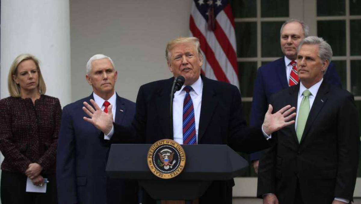 White House exploring ways to stop raises during shutdown