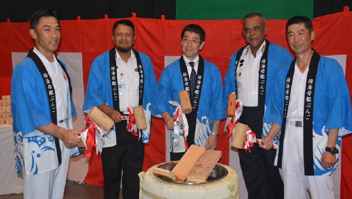 2 Japanese vessels visit Ctg port to strengthen cooperation with Navy  