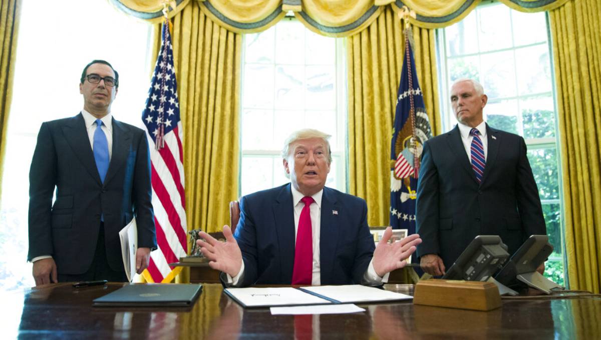 Trump signs order imposing sanctions on Iran supreme leader