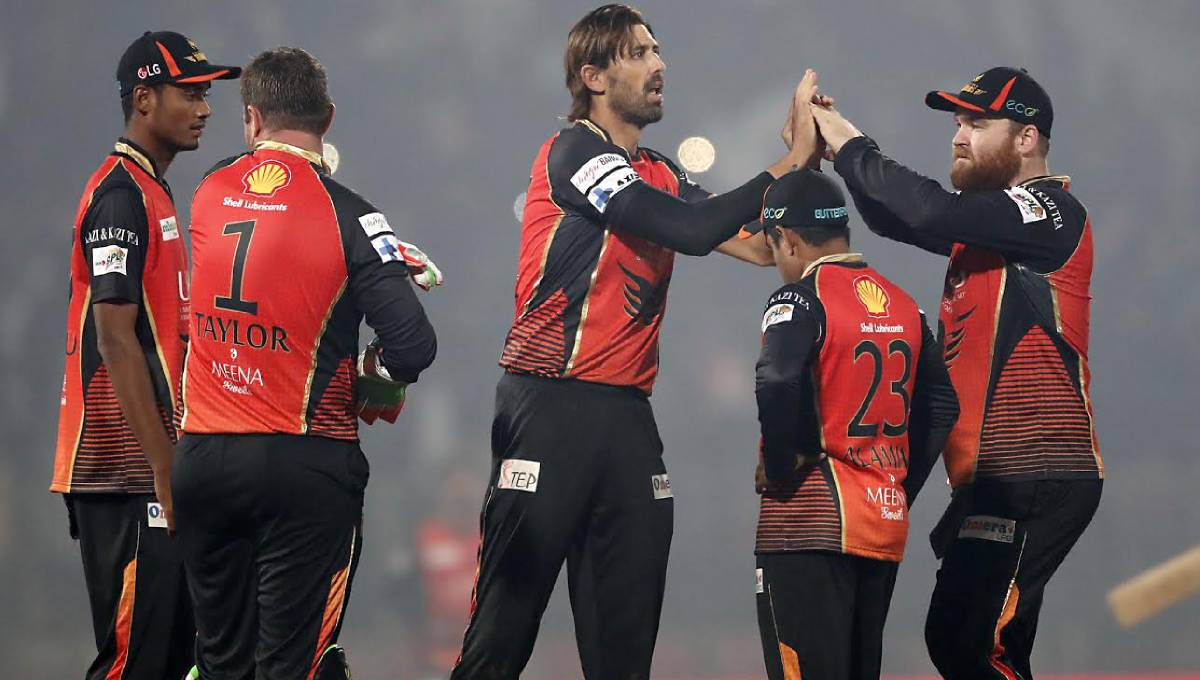 Khulna Titans bowl first against Comilla Victorians