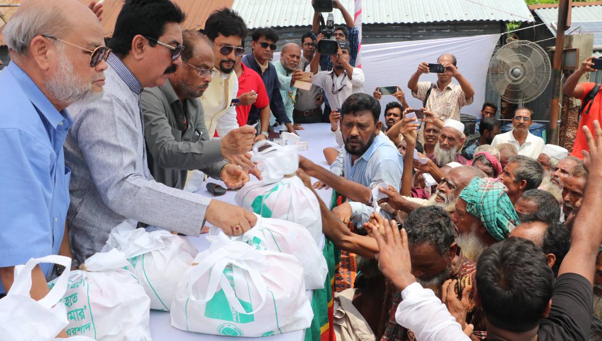 Stand by genuine flood victims: GM Quader to govt