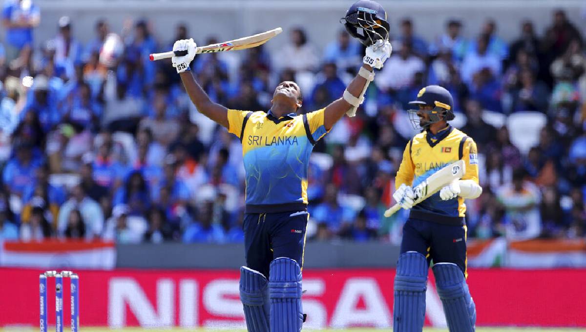 Sri Lanka sets India 265 to win in Leeds