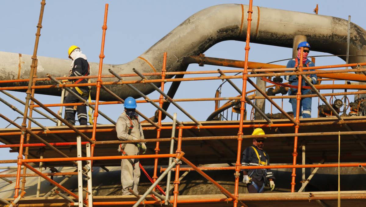 US to deploy more troops to Saudi Arabia, UAE