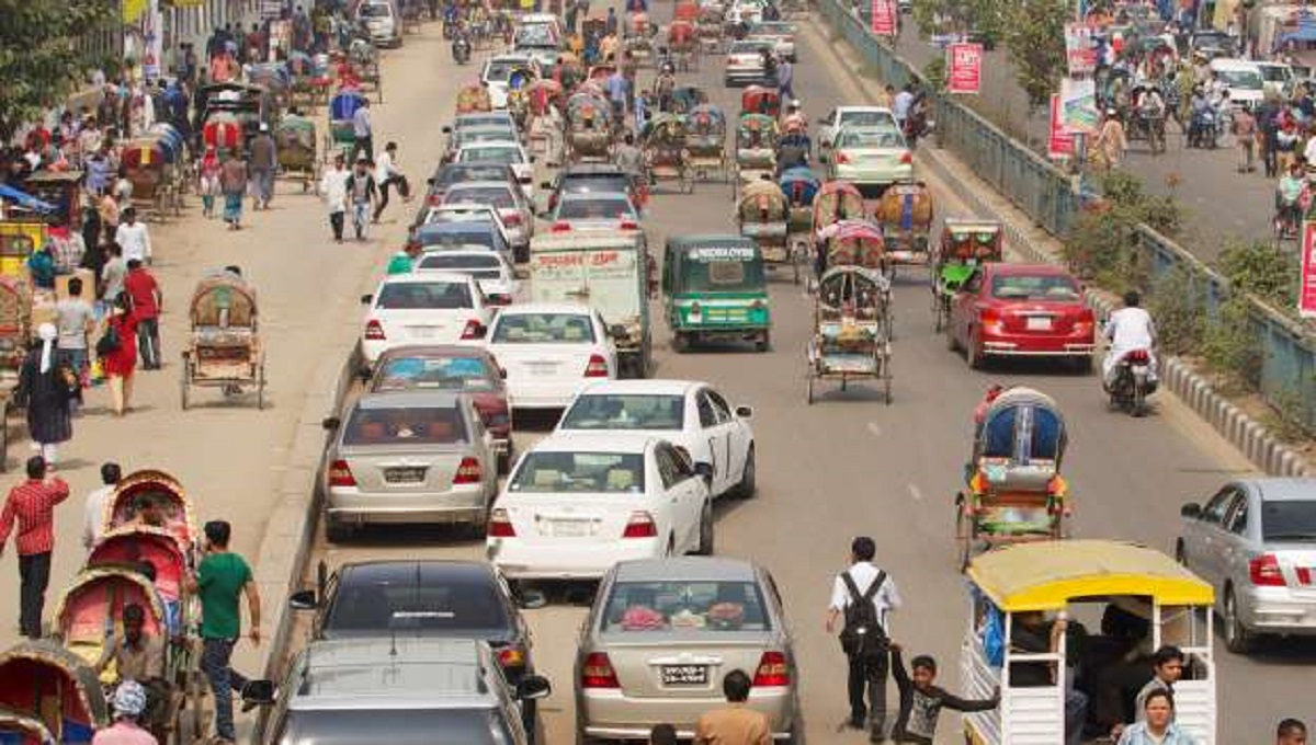 40 new cars hit Dhaka streets every day: DTCA