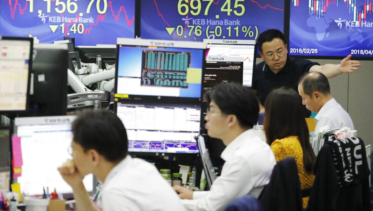 Global stocks mixed ahead of Trump-Xi meeting at G-20