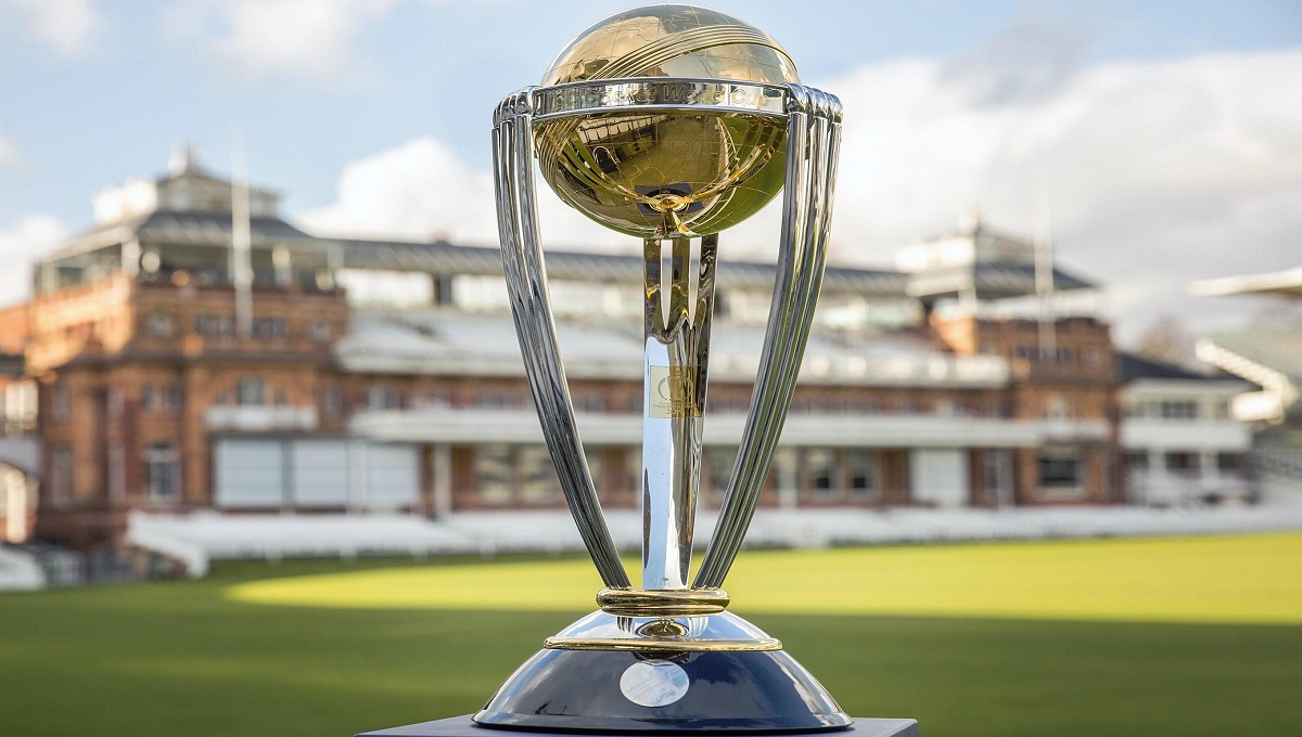 ICC World Cup trophy arrives in Dhaka