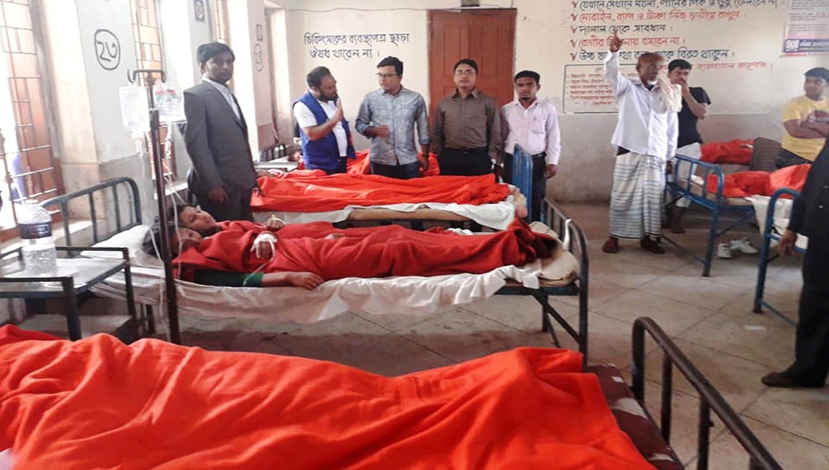 Over 100 students attacked by mass hysteria in Chandpur