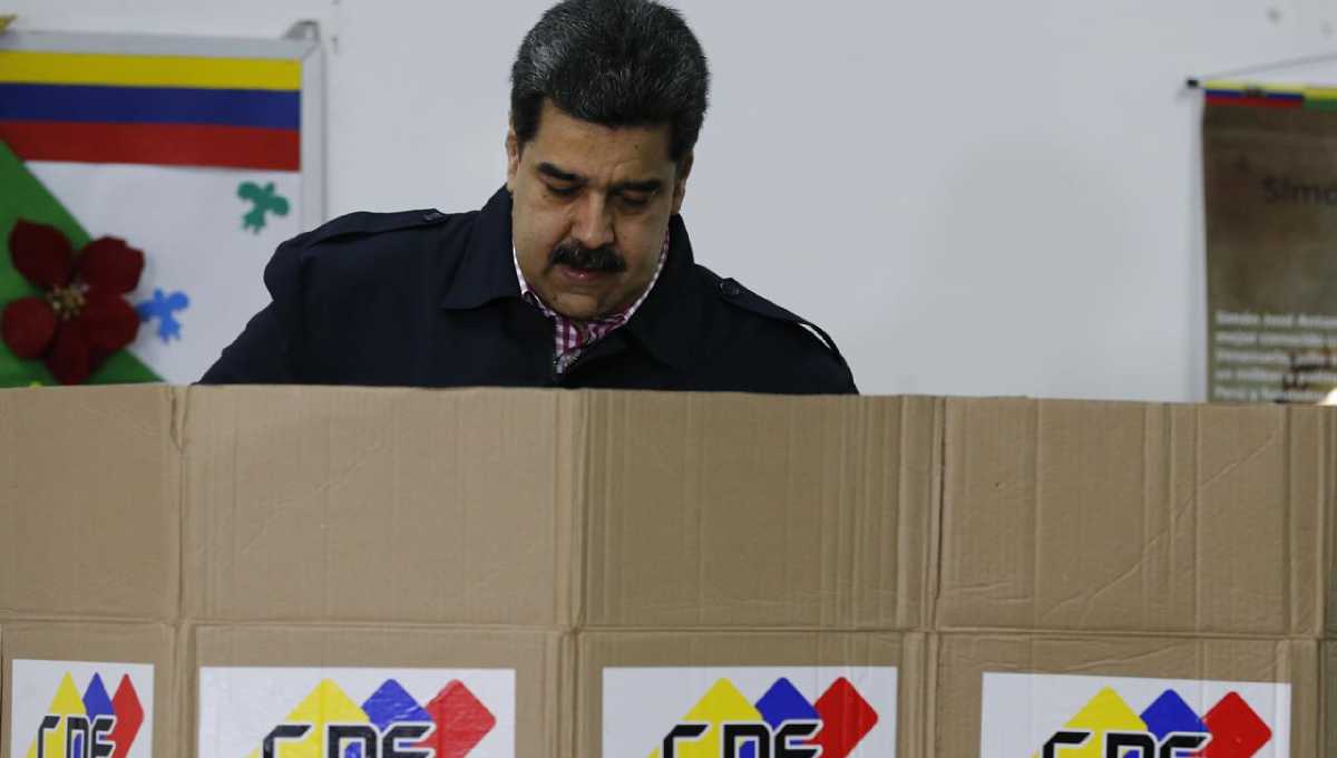 Maduro's grip on Venezuela tightens, warns of Trump threat