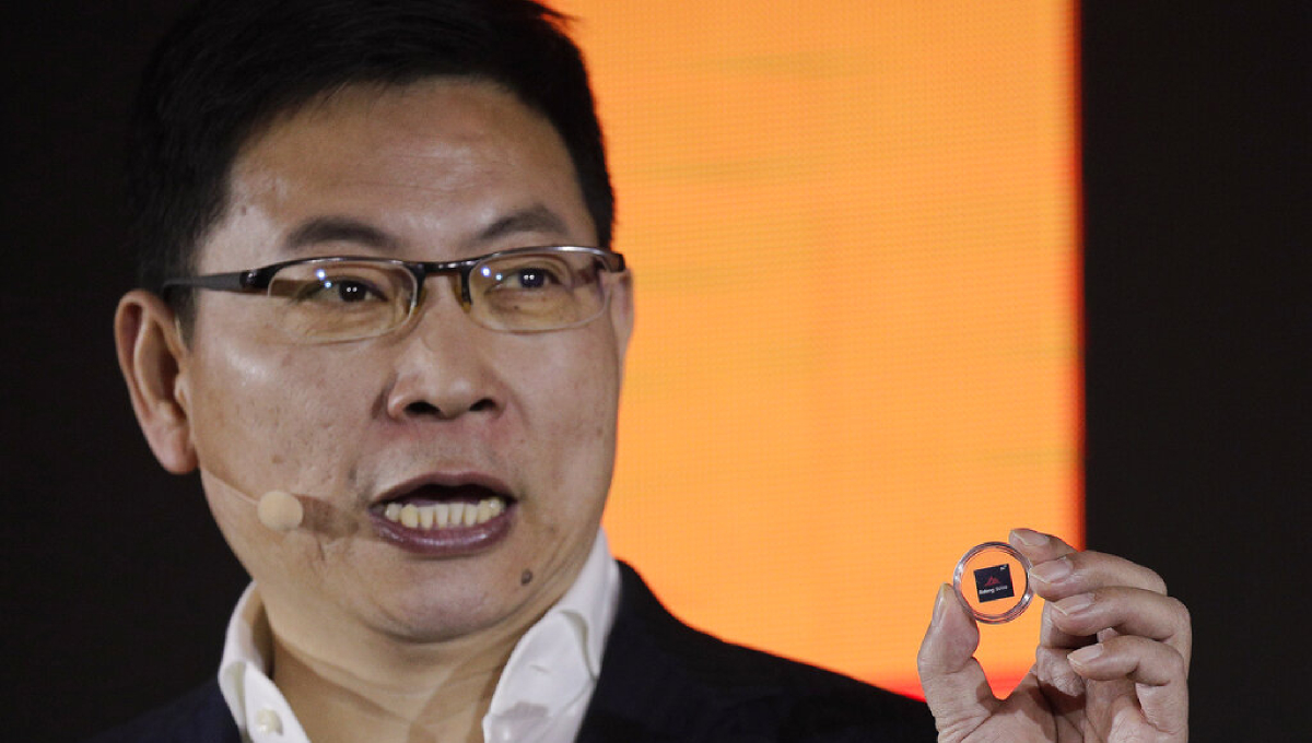 Huawei announces 5G smartphone based on own technology