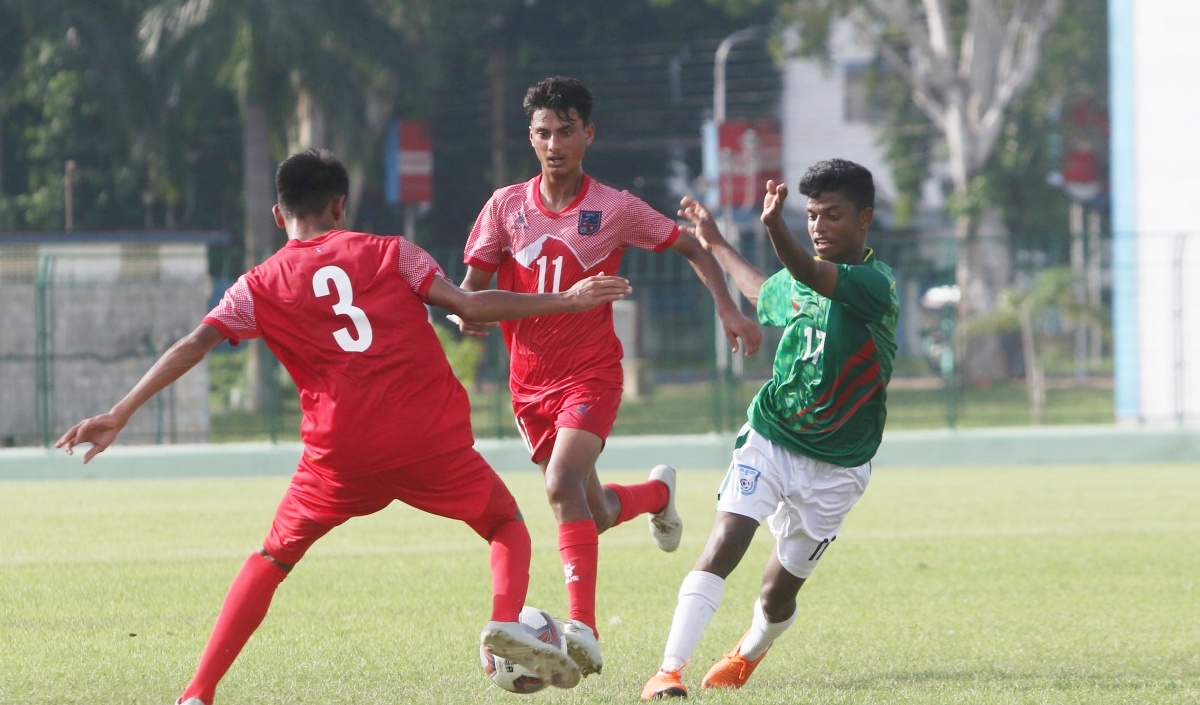 SAFF U-15 Champs: Bangladesh taste first defeat losing to Nepal 1-4 