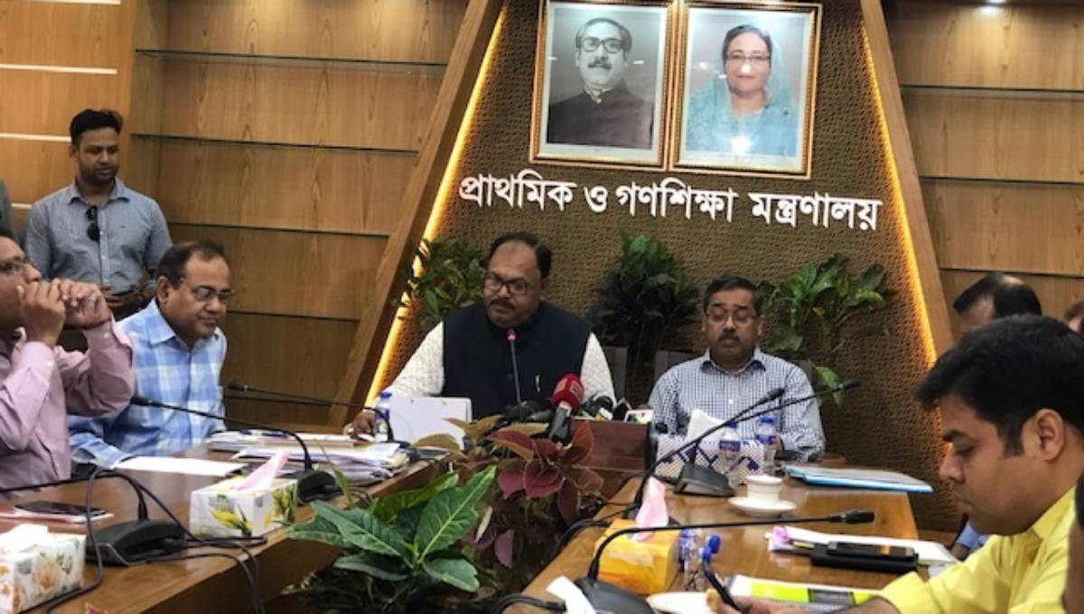 82,500 students get primary scholarships 