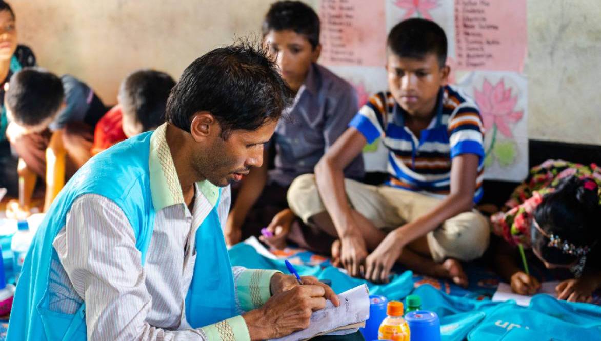 Int'l support must for Bangladesh to make shift to inclusive edu for Rohingyas: Unesco 