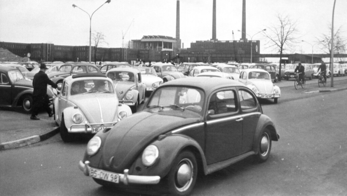 From Nazis to hippies: End of the road for Volkswagen Beetle