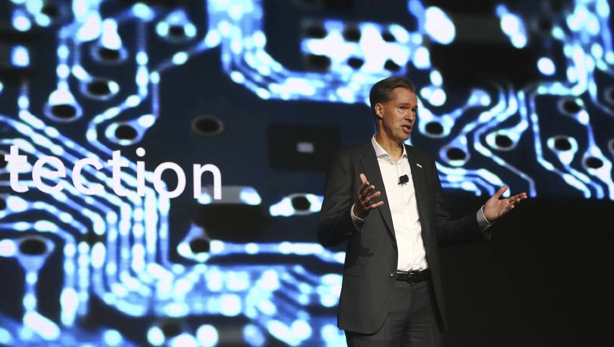 CES 2019: TV set maker LG makes its sets disappear