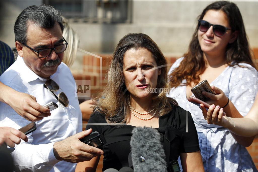 US, Canada will keep talking Thursday to revamp NAFTA