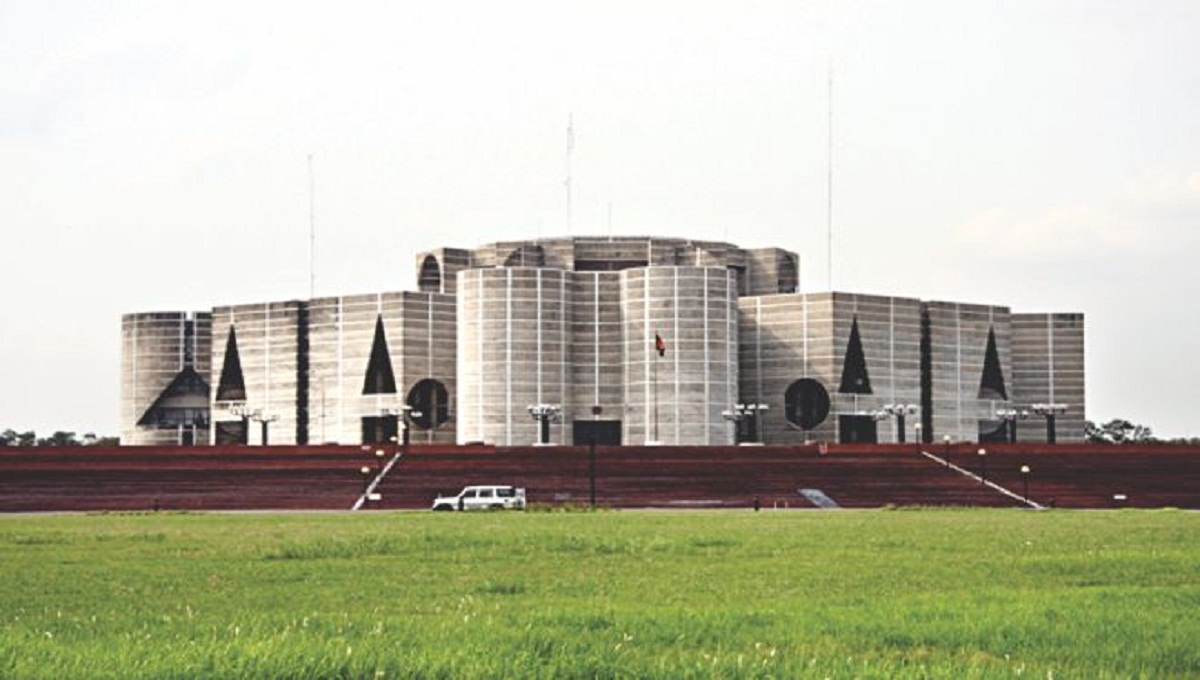 Bill to give Dawrae Hadith master's status passed