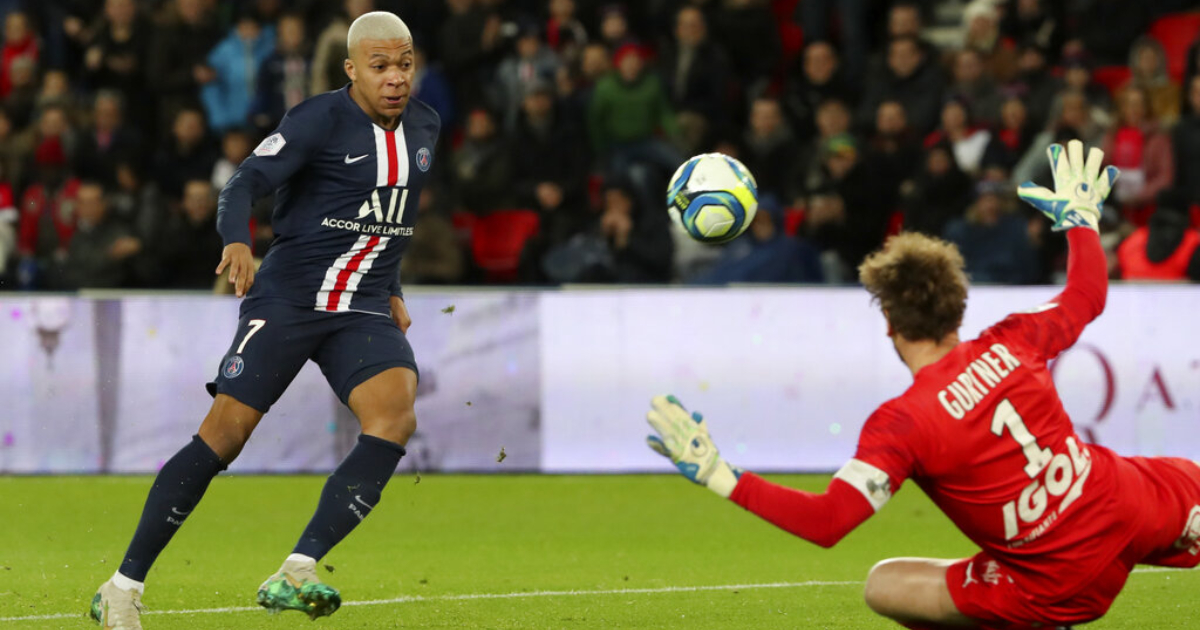 Mbappe enjoys turning 21 with 2 goals as PSG routs Amiens