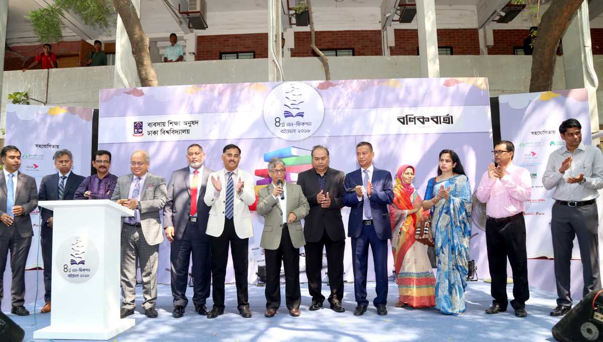 Non-fiction book fair begins at DU