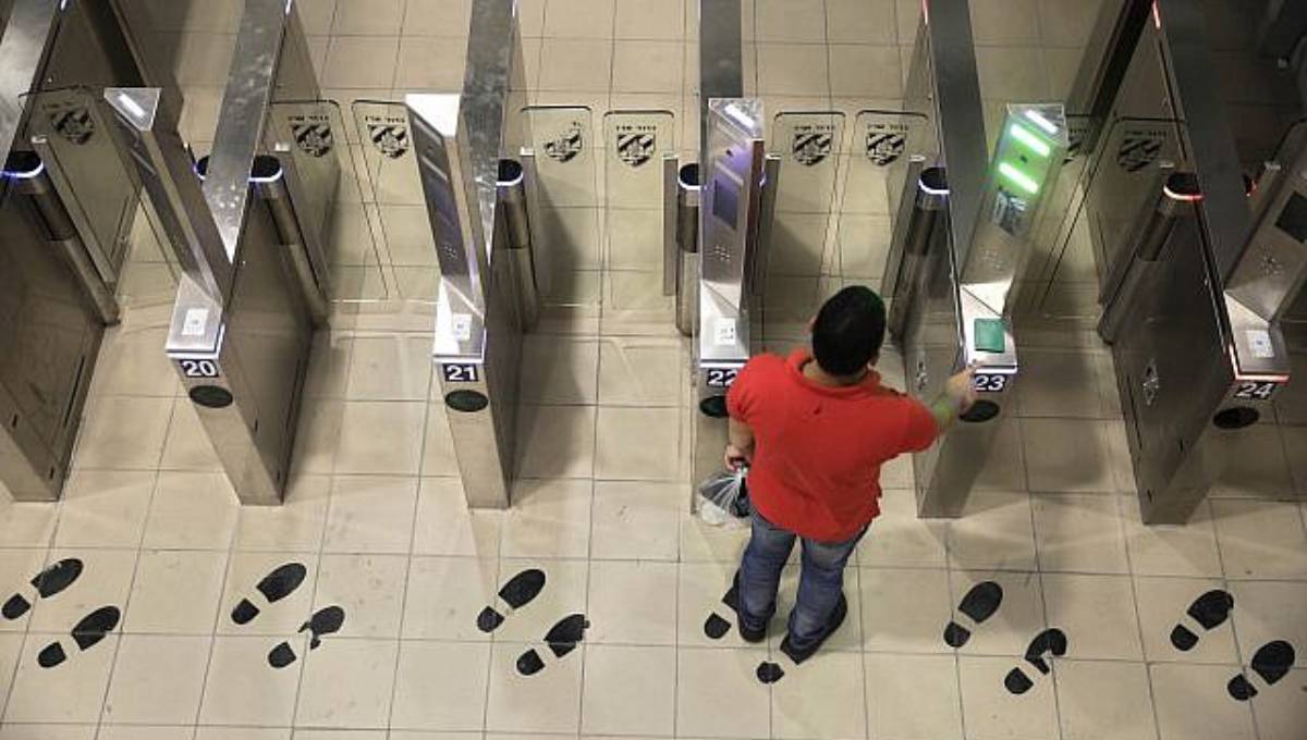 Israel invests in high-tech upgrades at West Bank crossings