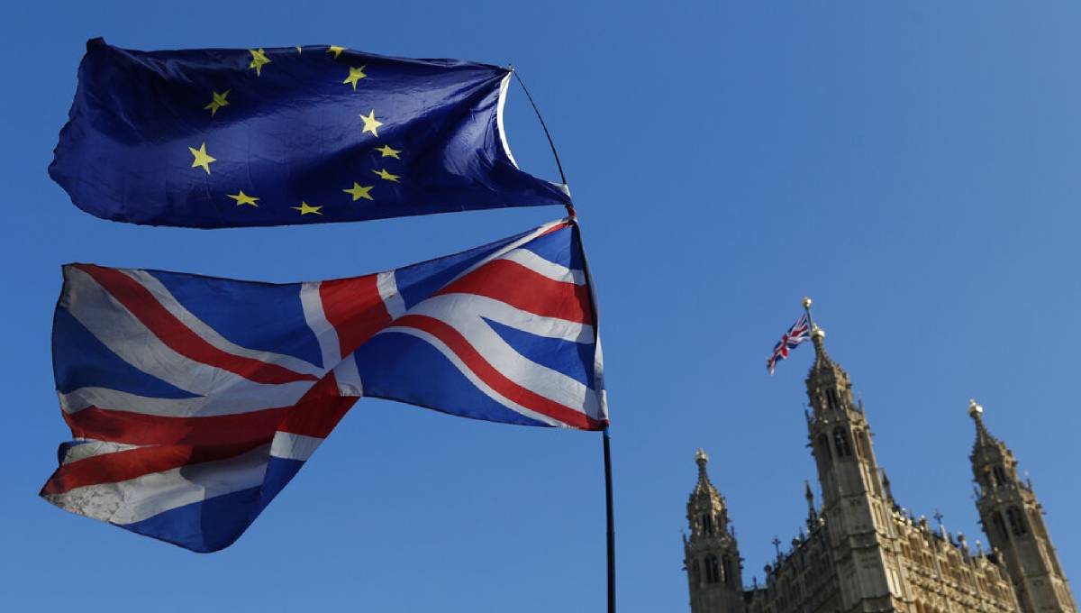 UK trade official sees hope in Brexit hard-liners' proposals