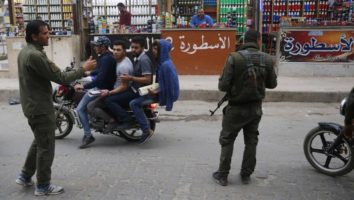 Trump says US will hurt Turkey economically if it hits Kurds